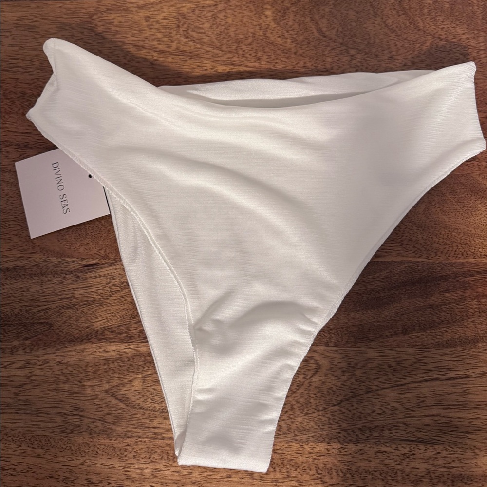 Divino Seas White Bikini Bottom